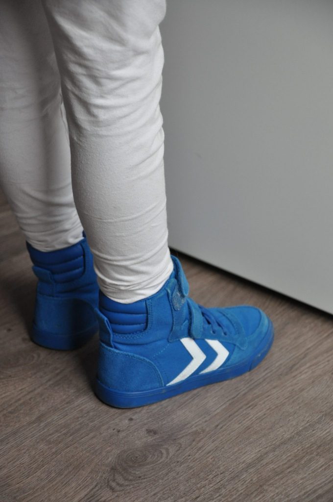 hummel blauwe sneakers