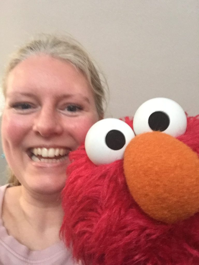 elmo selfie